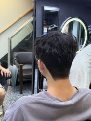 -藤野造型专业烫染接发