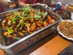 -干老庆贵州留一手烤鱼·地摊火锅(财经大学店)