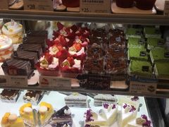 -巴黎贝甜(大宁国际商业广场店)