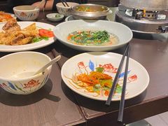 -大头虾越式风味餐厅(光明广场店)