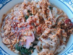 -怡豪大饭店·银顶旋转餐厅