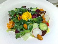 坚果蔬菜沙拉-3号仓库·创意中国菜(新世界城店)