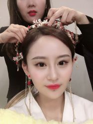 点击看大图 -艾米丽婚纱礼服