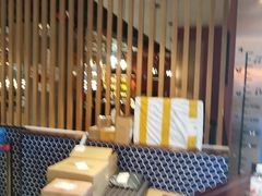 -遇上西雅图多融合海鲜自助餐厅(中房金谊广场店)