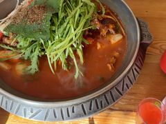 -喇喇排骨火锅·传统韩式脊骨汤(望京西园总店)