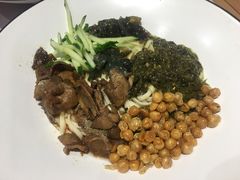 烧椒皮蛋牛肉拌面-拌面小当家