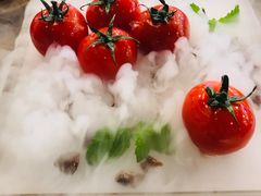 番茄脆菇沙拉-小大董·烤鸭(王府井apm店)