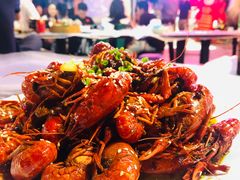 精品潜江油焖大虾-陈帅夜排档·龙虾·炒菜·烤串(世茂店)
