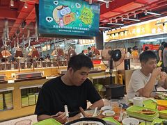 -养牛邓·潮汕牛肉海鲜自助火锅(广州店)