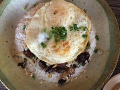 Smoked&nbsp;Moco-Highway Inn Kaka'ako