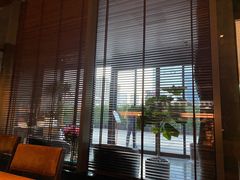 靠窗位-FEELINGS(亚新广场店)