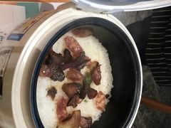 广式腊味电煲饭-粤域茶餐厅