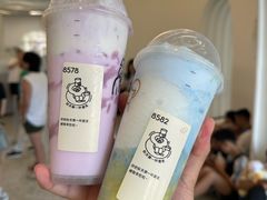 -喜茶(迪士尼小镇·平行宇宙店)