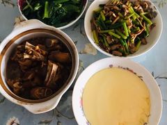 -苏州雏渐肥月嫂