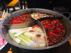 鸳鸯锅-白乐天毛肚火锅馆(南滨路店)