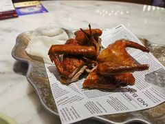 -蝴蝶里·粤菜·点心(滨江龙湖店)