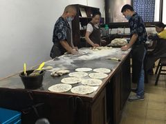 -桥里桥烧饼铺