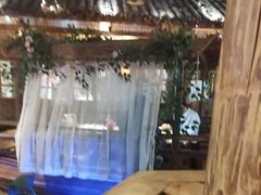 -花溪雨·森林餐厅(石基店)