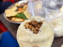 三丁包-老陶包子铺(南大西南村店)