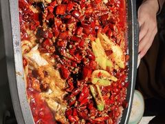 -江边城外烤全鱼(世茂广场店)