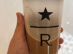 -星巴克臻选(上海合生汇1F店)