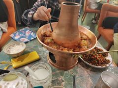 土司铜锅油焖鸡-浩海火燒雲傣家菜(静安芮欧店)