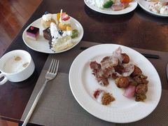 -湖景知味西餐厅•自助餐• 轻食(南京金茂威斯汀大酒店)