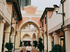 -佛罗伦萨小镇广佛名品奥特莱斯(疏港路店)