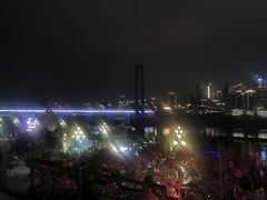-冰冰龙虾·江湖菜·花园江景餐厅