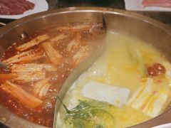 -小天鹅火锅·一线江景洪鼎旗舰店(洪崖洞店)