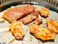 -阪尚皇·原切牛排·烤肉火锅自助(北京路店)