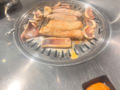 -炽城·烤肉名家(鸿达中央广场店)