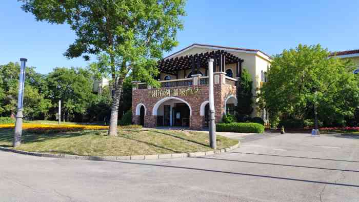 团泊湖温泉酒店-"周五晚上根本没什么人,走到哪跟包场似的,.