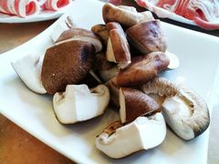 -盛元盛居传统炭火锅(绿园店)