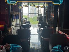 -屋有岛沉浸游戏旗舰店(中山公园店)