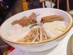 -哥老官重庆美蛙鱼头(虹口龙之梦店)