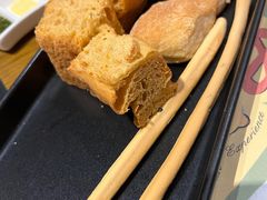 餐前面包蒜黄油-安妮意大利餐厅(国贸店)