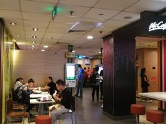 大堂-麦当劳(北京金星西路店)
