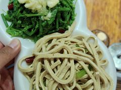 -杨记清芳牛肉拉面(京广路店)