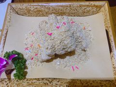 -黄泥岗·地道湖北菜(奥特莱斯店)