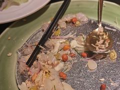 -得意咚瓜·顺德鱼生·冬瓜火锅(深圳首店)