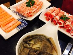 -百年川椒重庆老火锅(光谷店)