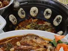 -丹水桥地锅鱼·翘嘴鲌·地方特色全鱼宴(丹江口大坝店)