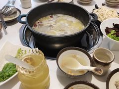 -汤宴·参须肚包鸡(南京路店)