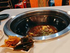 -哈尔滨烧烤·山河村铁锅炖(交大店)