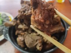羊羯子-宝瑞门钉肉饼店