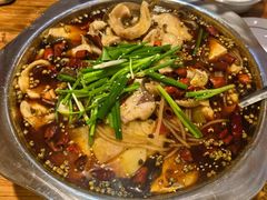 -乡土特色.冷锅鱼.牦牛肉汤锅