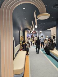 -奈尔宝家庭中心·亲子早教·派对餐厅(北京东坝万达店)