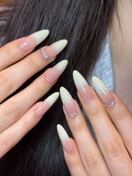 -RL Nail·瑞丽美甲美睫品牌原创店