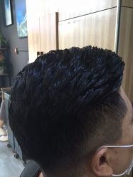 -MOVAN  HAIR莫凡匠人发型屋